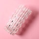 Vase à fleurs vintage en verre massif, lourd et transparent, pressé à la main / Italie / Années 1970