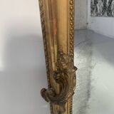 Miroir de style Louis XV en bois et stuc doré XIX siècle