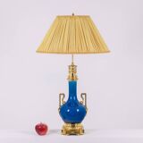 Lamp with handles in blue porcelain and gilded bronze. Circa 1880.