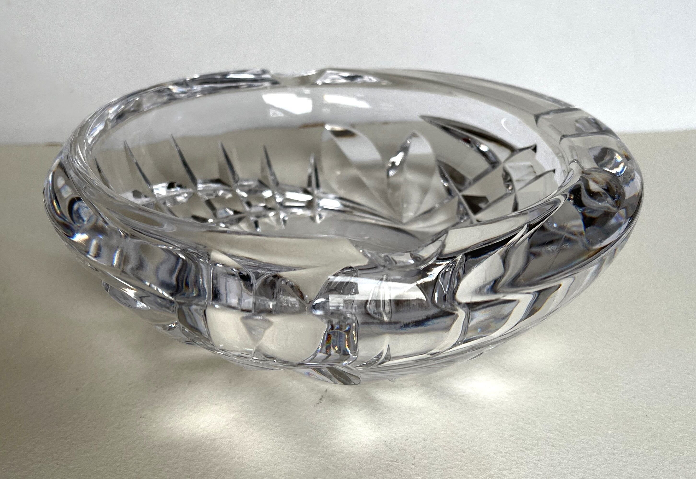 Large Sèvres crystal ashtray