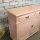 Buffet parisien vintage rose pâle
