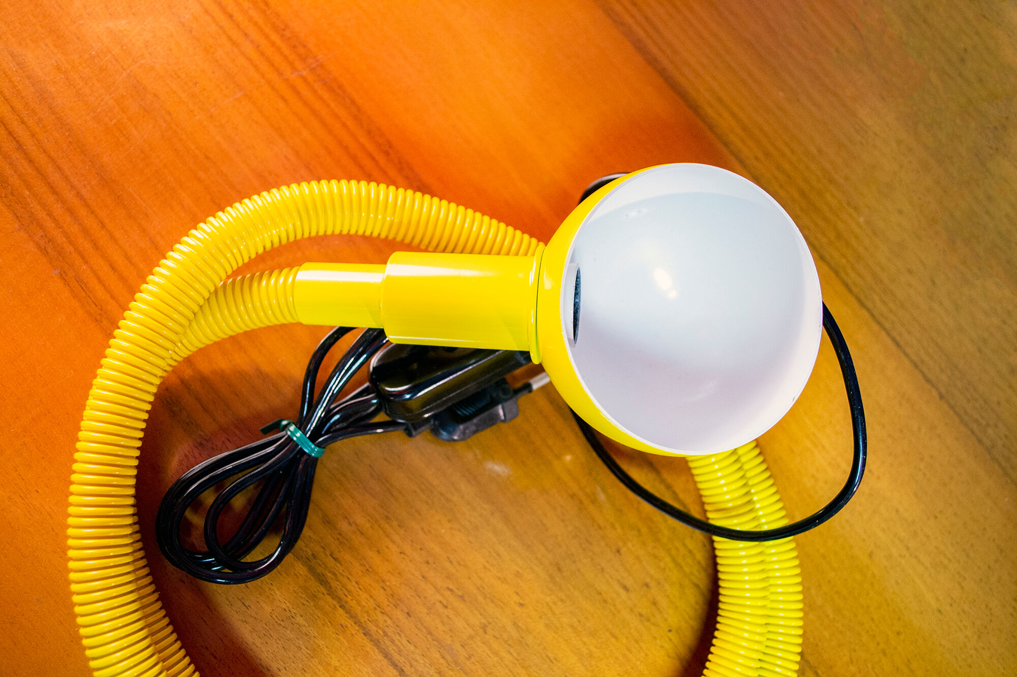 Hebi table lamp by Isao Hosoe for Valenti Luce, Italy, year 1968