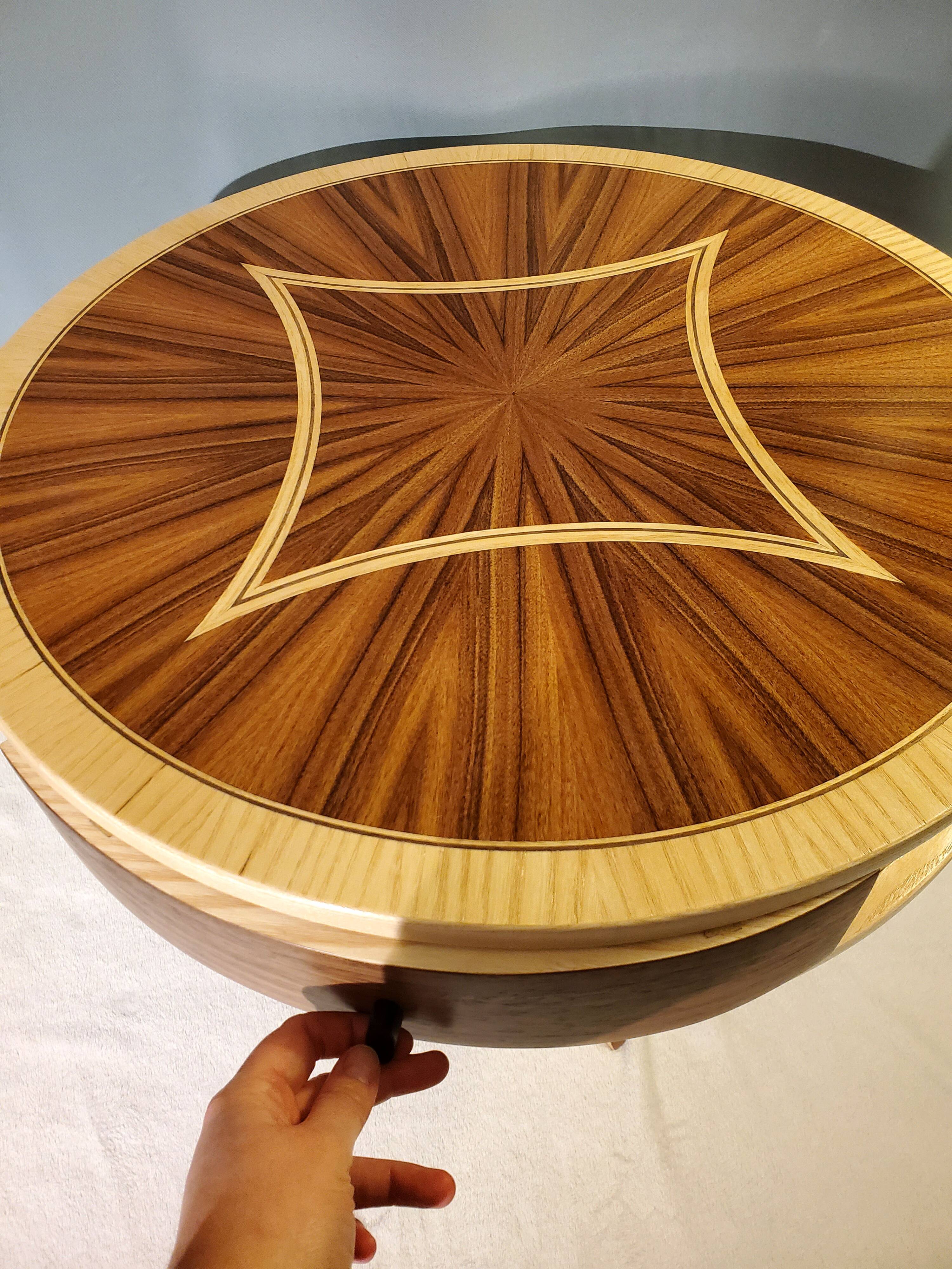 Pedestal table - small round table in wooden marquetry