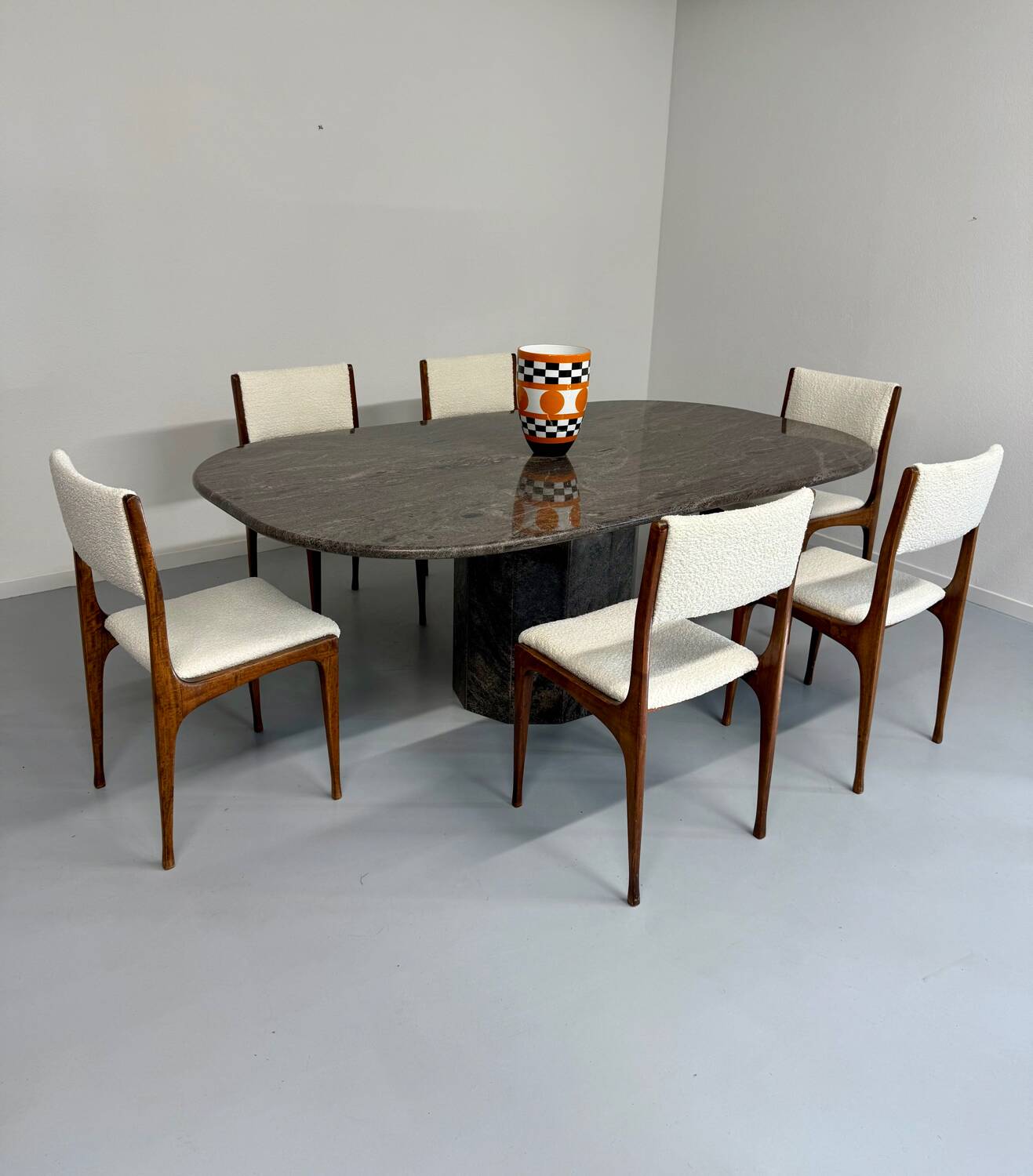 Vintage 80s Italian design marble dining table