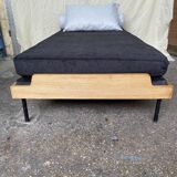 Vintage daybed