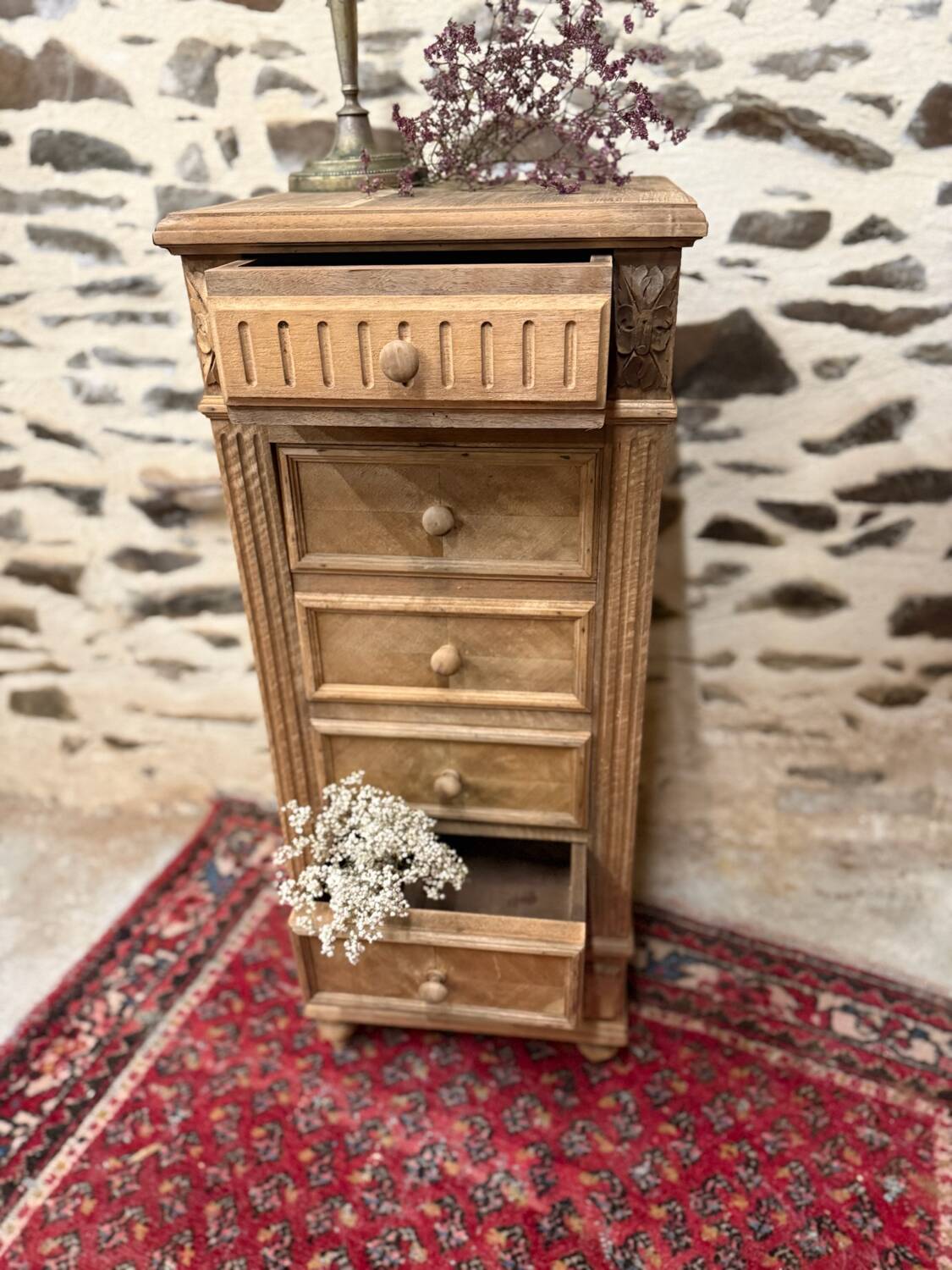 Petit meuble de rangement bois brut