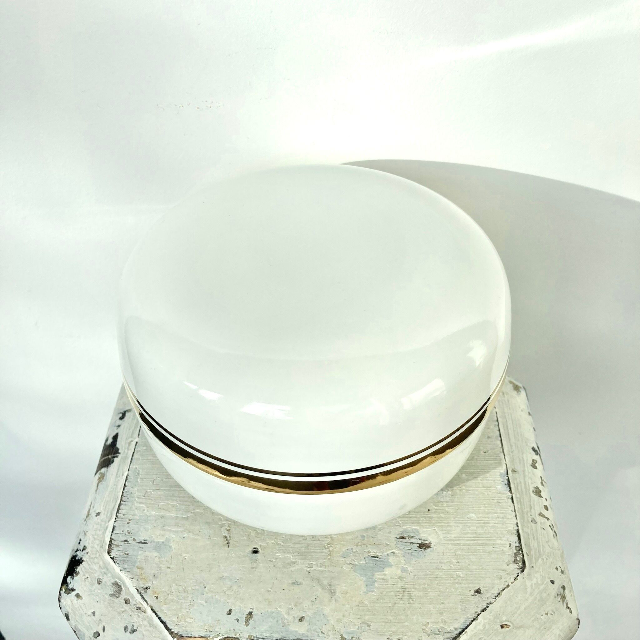 Italian design ceramic box