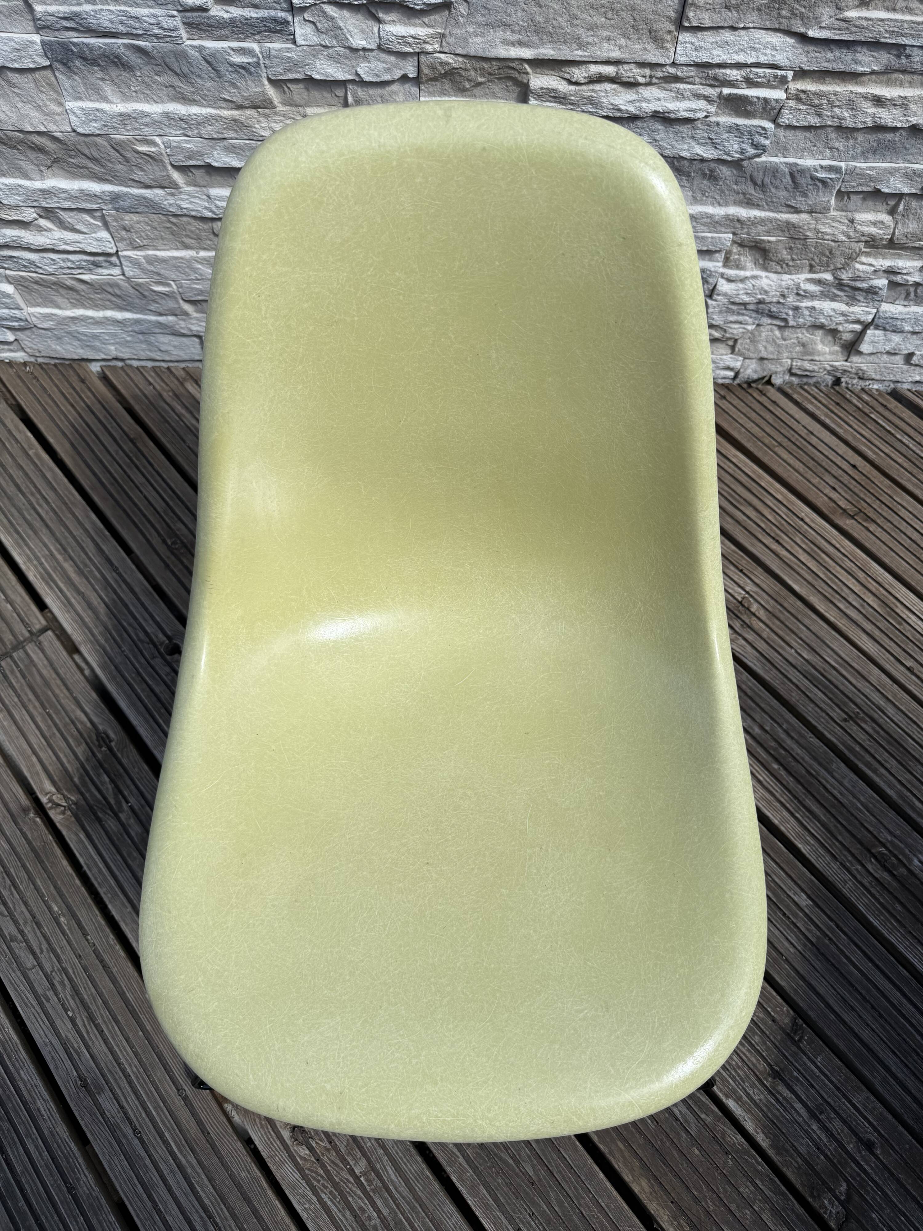 LSR EAMES HERMAN MILLER