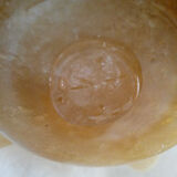 Has signed Italian glassware with a stamp with the letters V