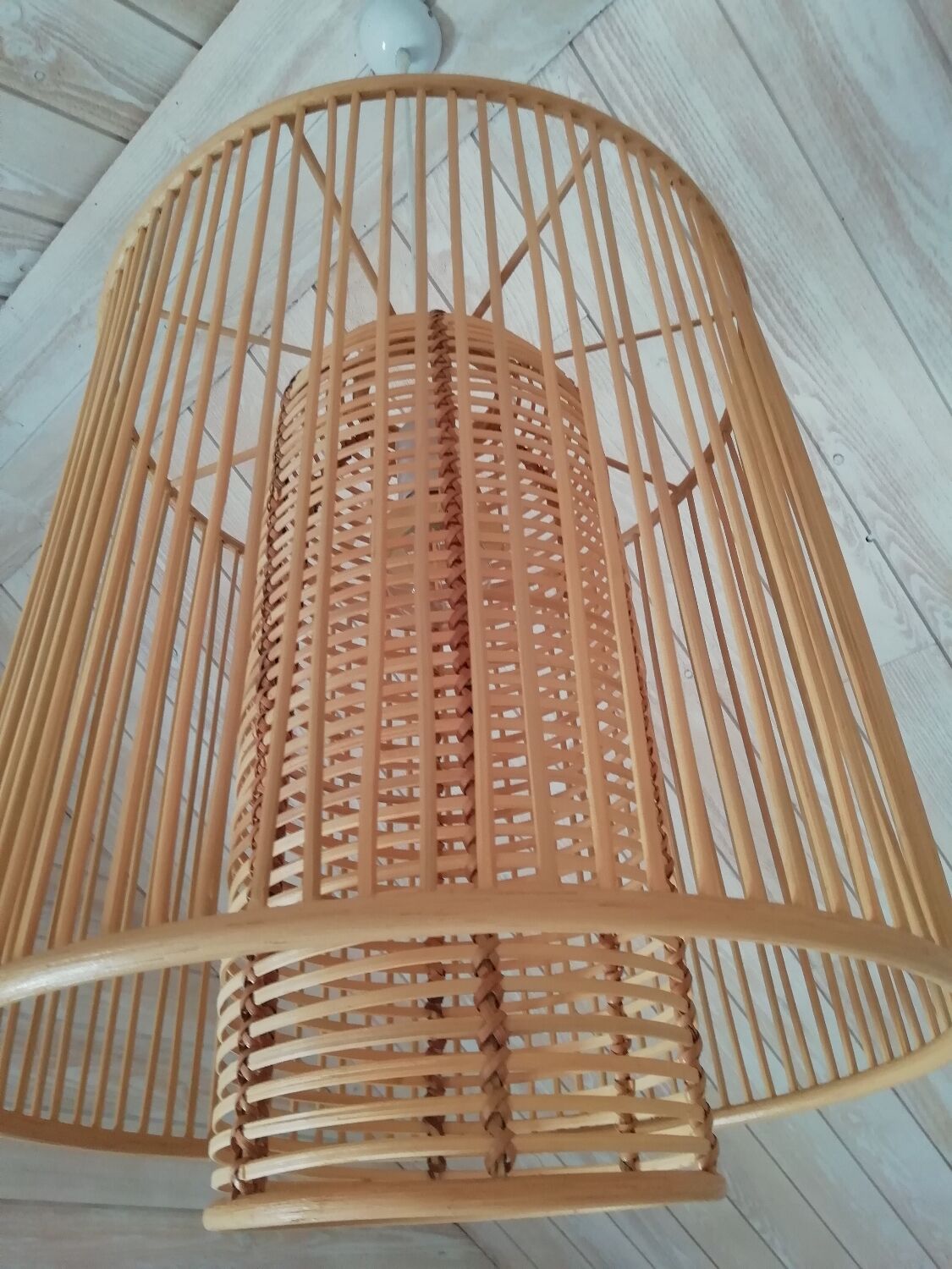 Suspension en rotin