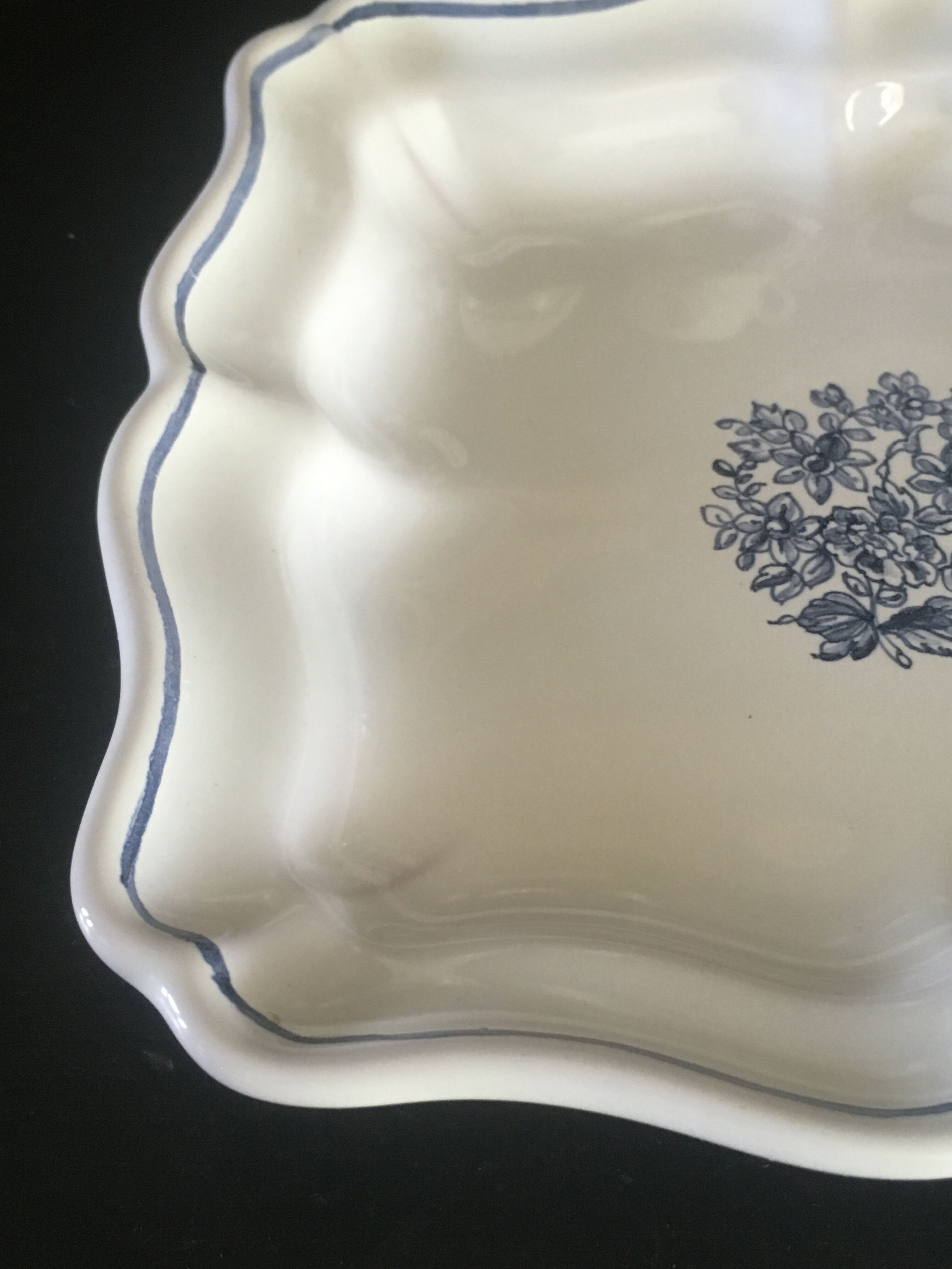 Empty pocket Moustiers Segtiers