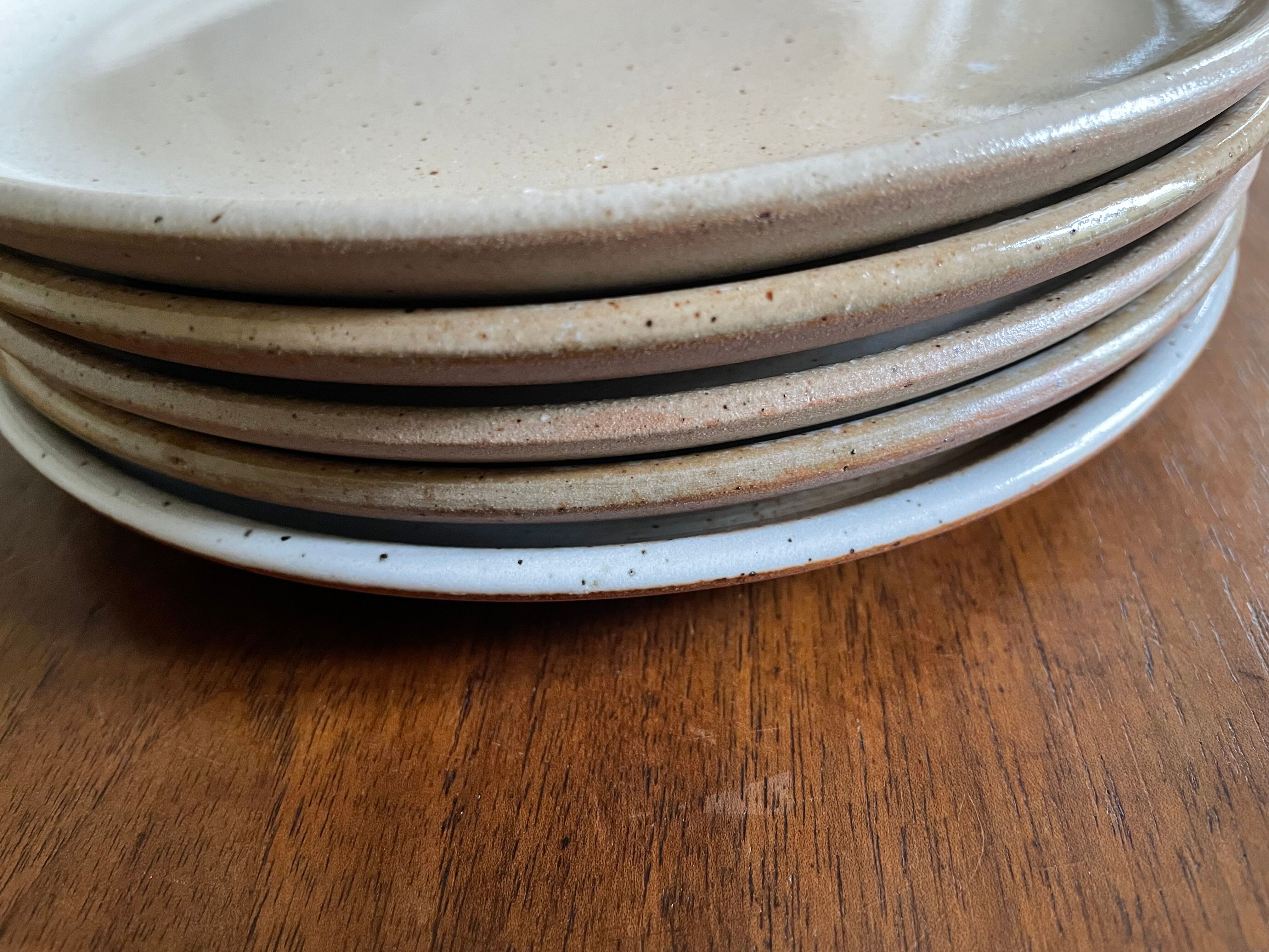 Dessert plates in Marais Sandstone