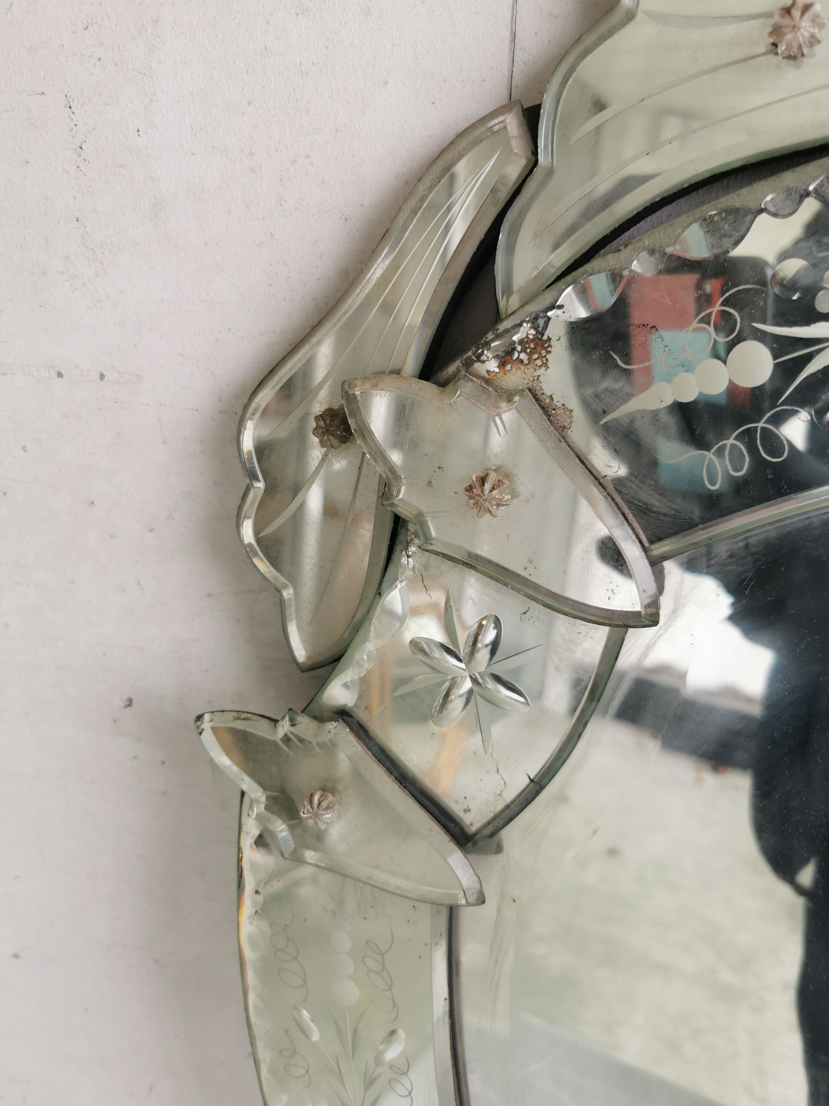 Venetian mirror mid-XXth beveled ice