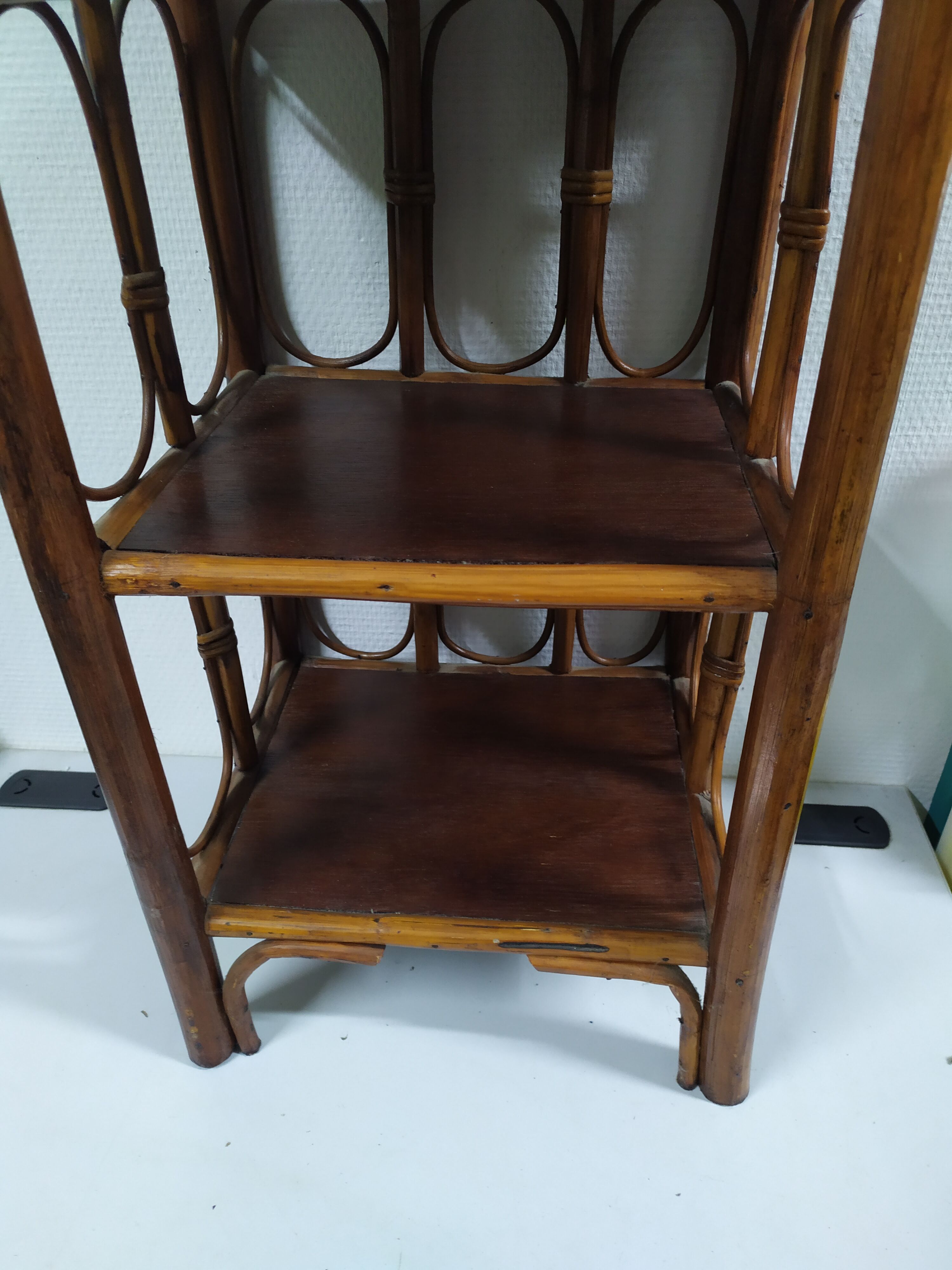 Shelves to put in rattan 70s