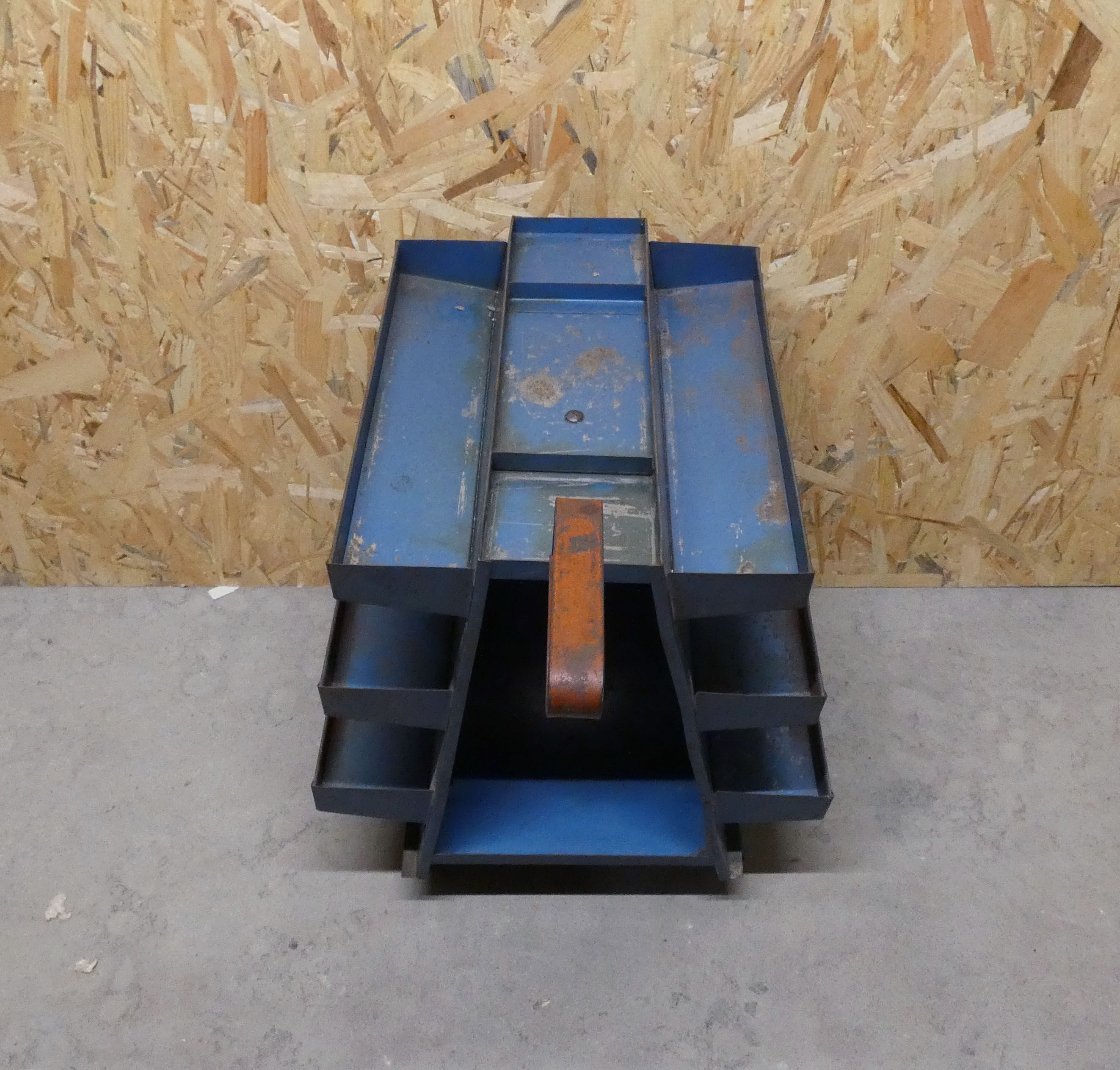 industrial service servant to tools 60s