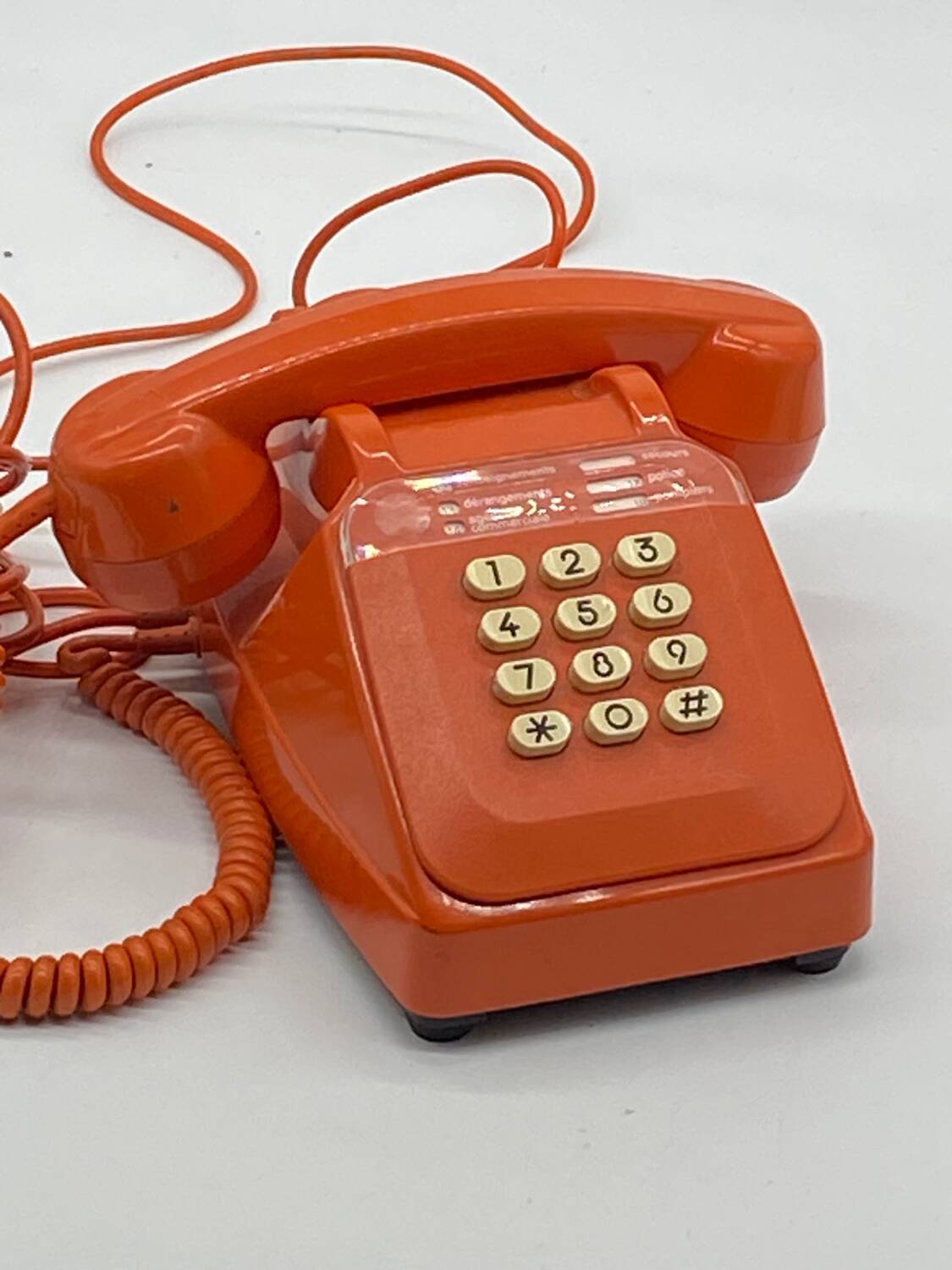 Vintage button telephone, Socotel S63, orange 🧡, 1984,