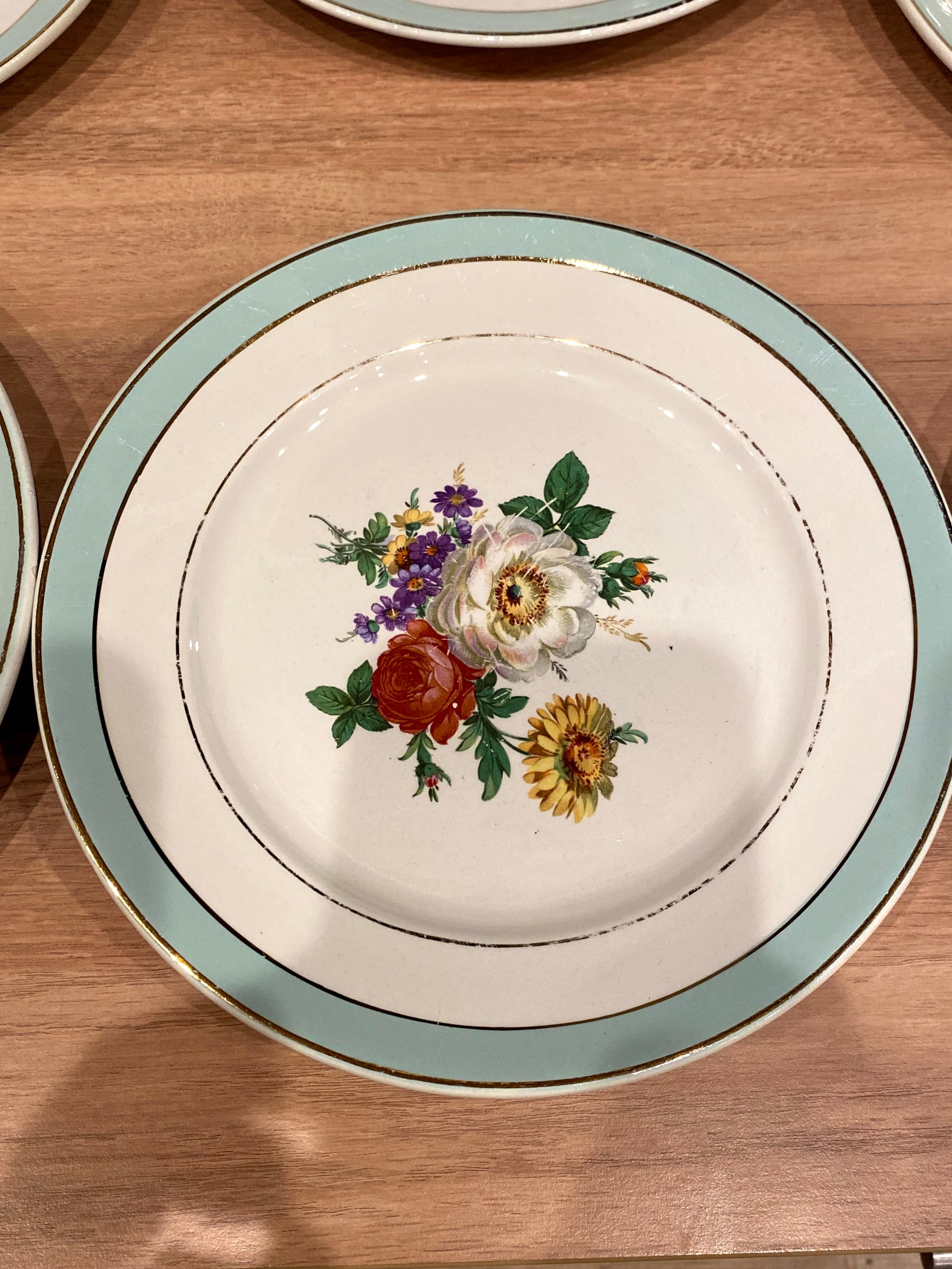 6 flat plates in half-porcelain Badonviller