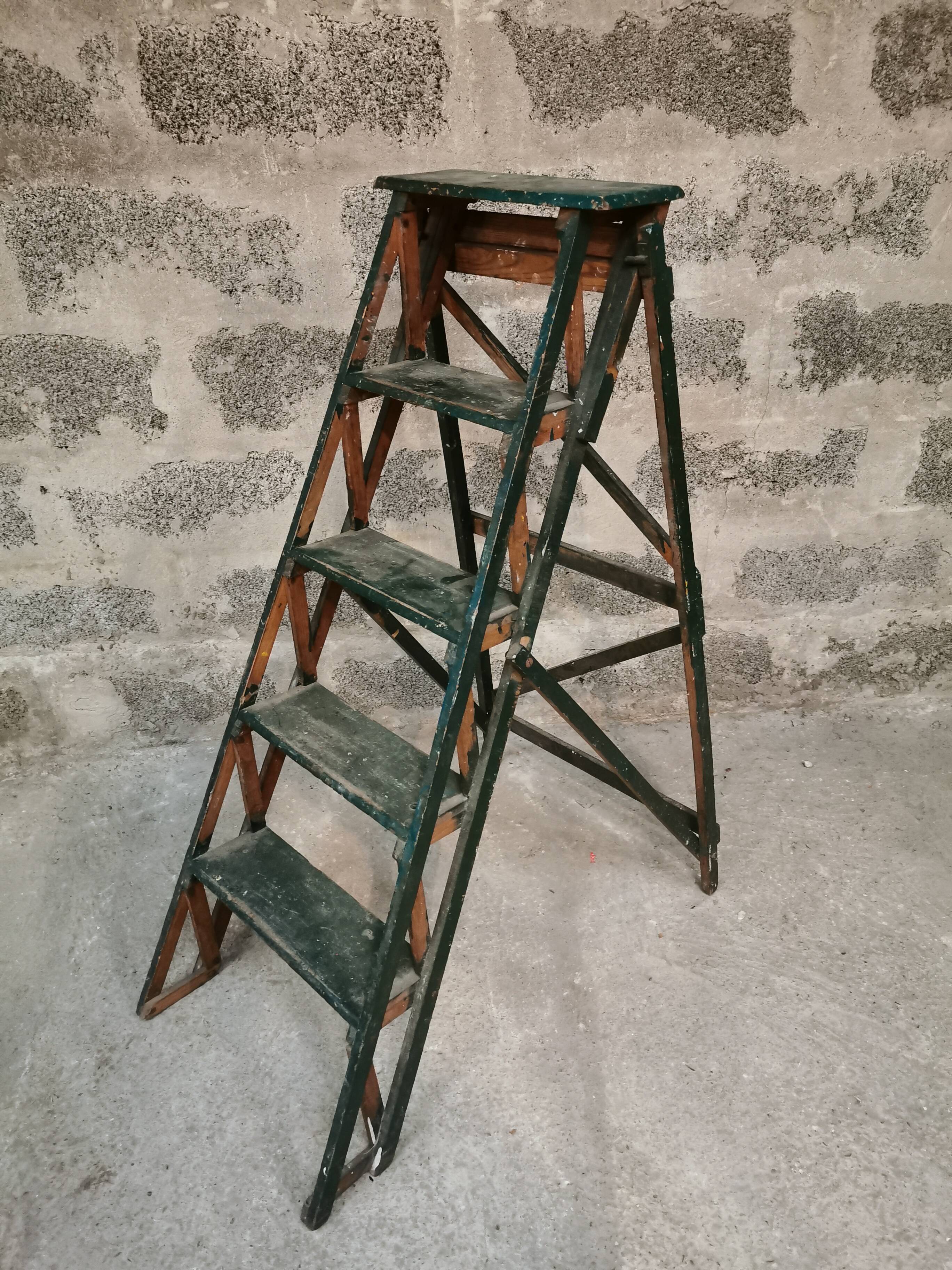 Vintage stepladder