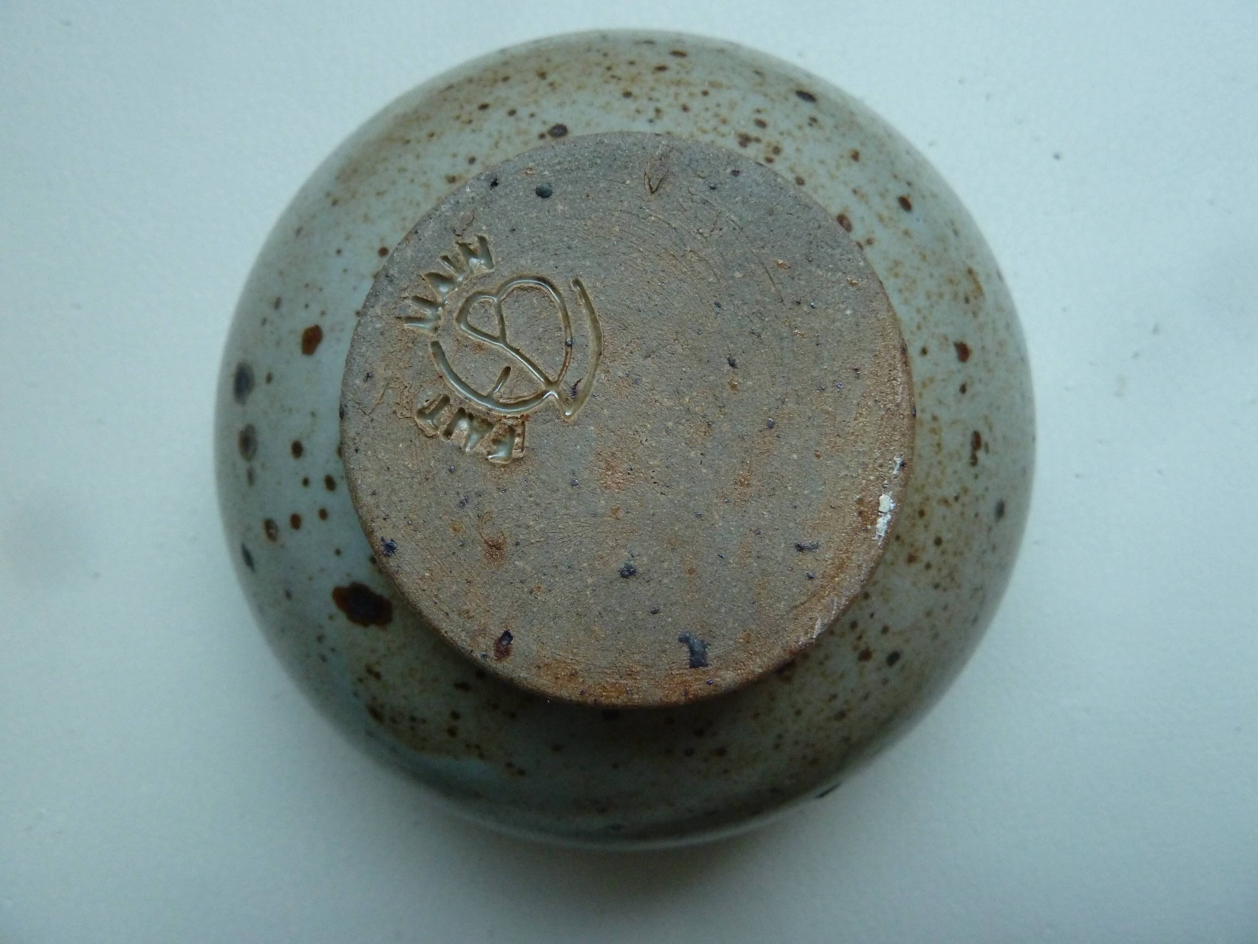 Set of 6 signed pyrity sandstone bowls