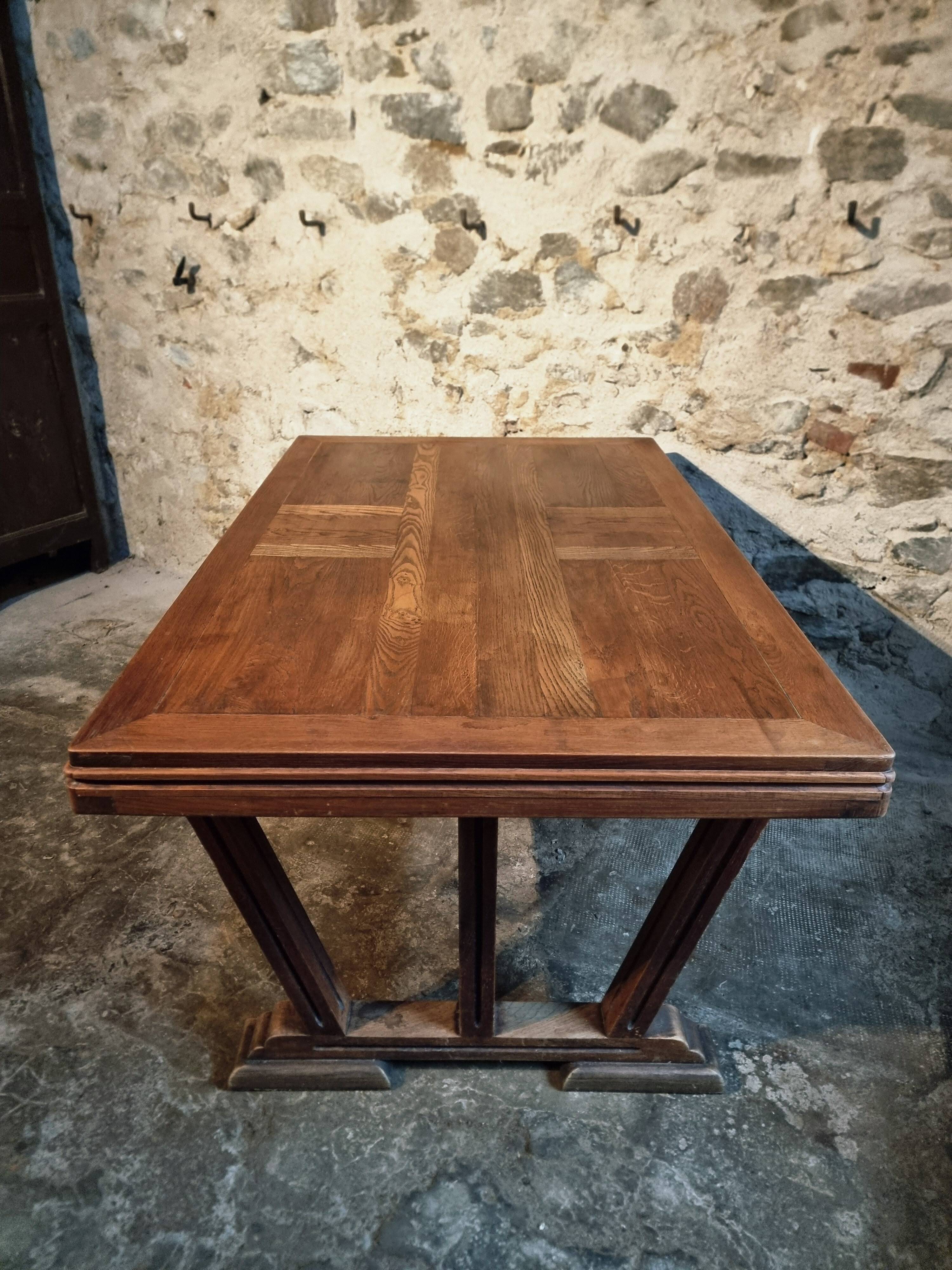 French vintage table in solid oak, Arts & Crafts style, 1930s–1940s.