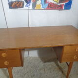 Scandinavian desk 60