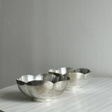 Plat, saladier ancien en métal forme fleur