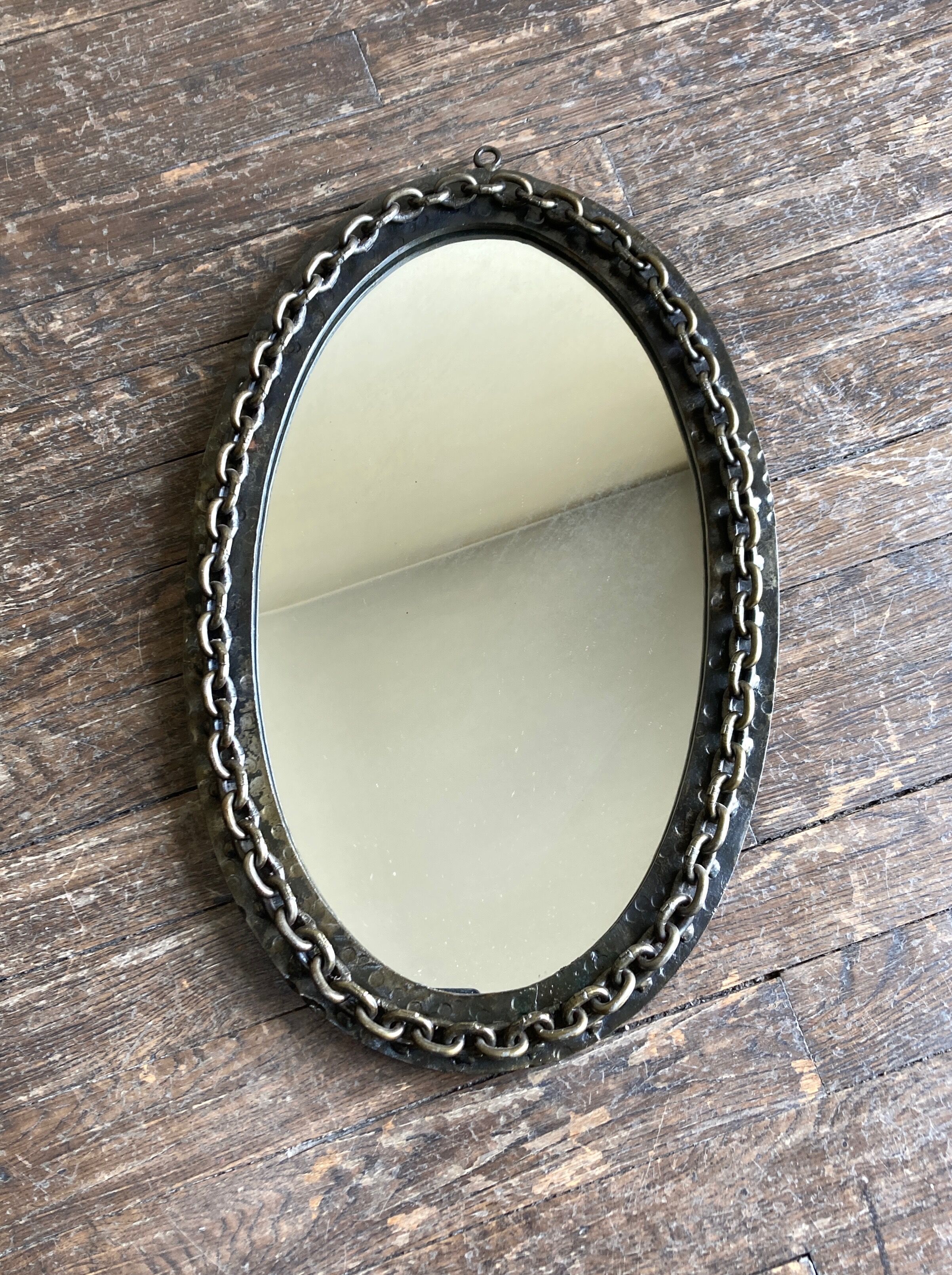 Mirror brutalist chain in beaten iron 1960 H55cm