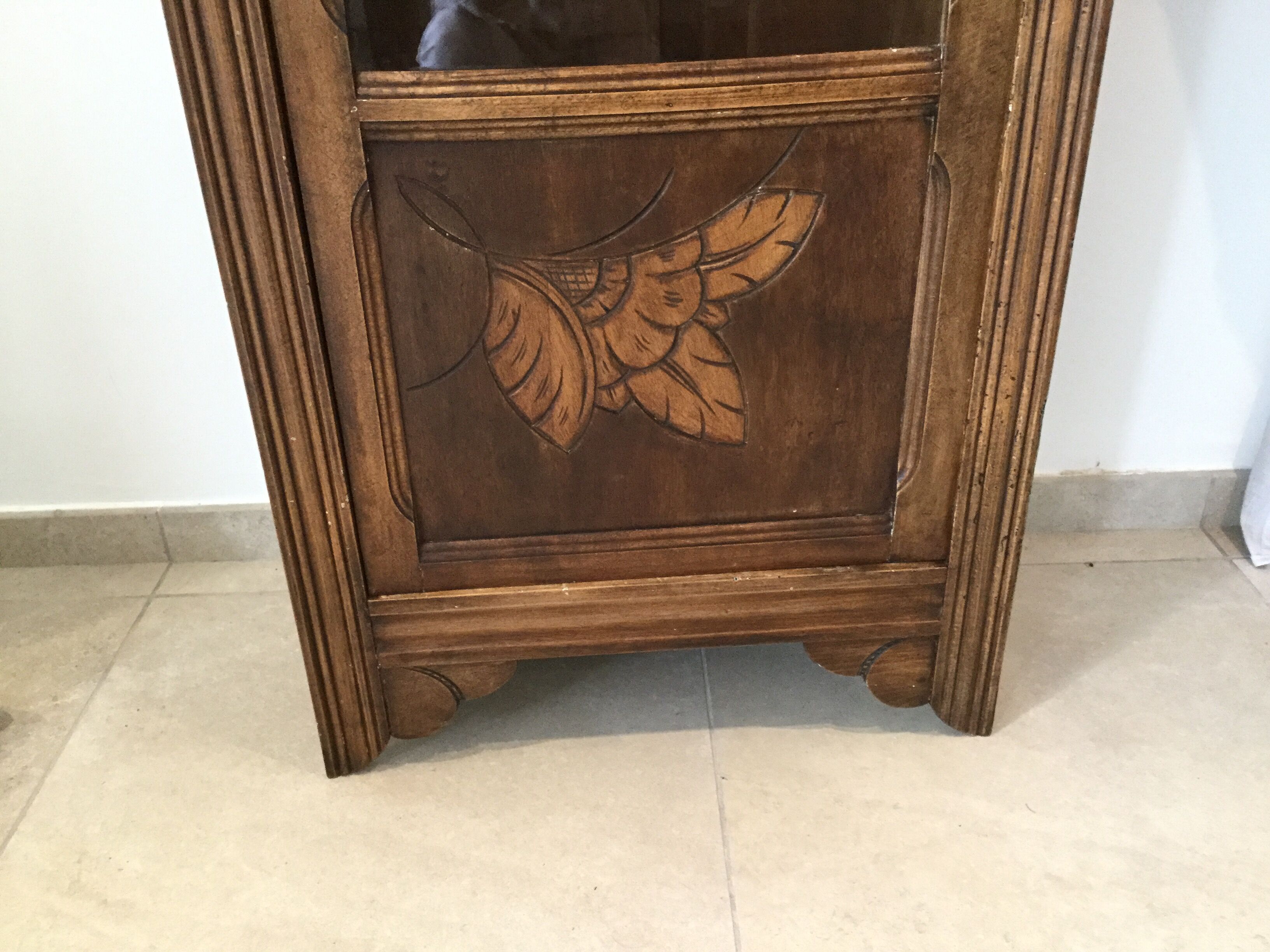 Armoire parisienne vitrée une porte