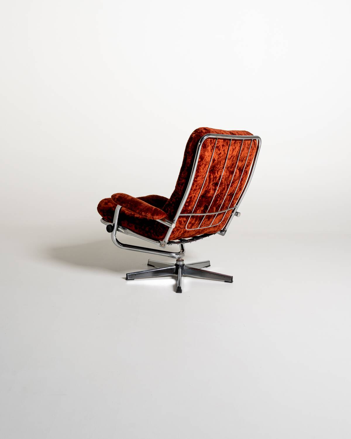 Swedish swivel armchair in velvet, 1970s