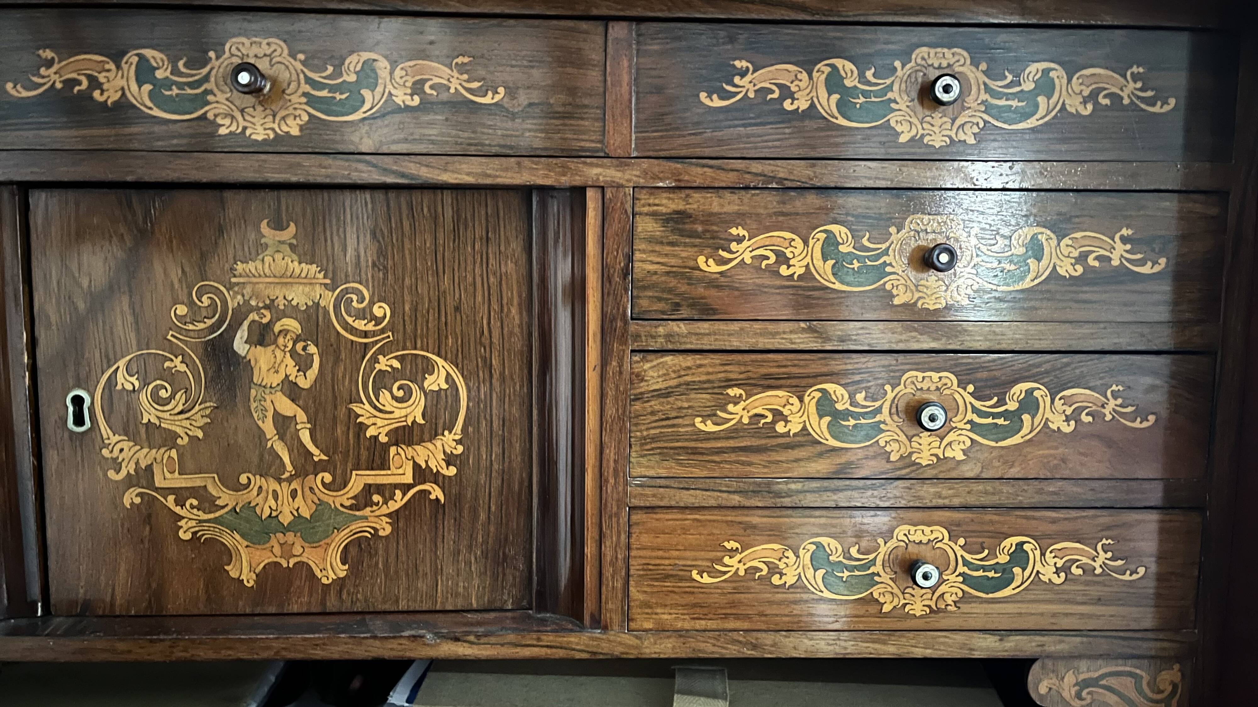 George III flap-top secretary in flamed mahogany, late 18th century