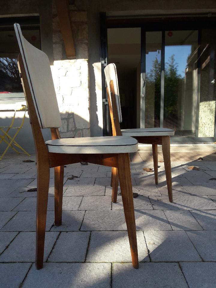 Pair of Scandinavian chairs 50s in skai
