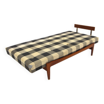 Scandinavian teak daybed, Ib Kofod Larsen, OPE Möbelfabrik, Jönköping, Sweden, 1950