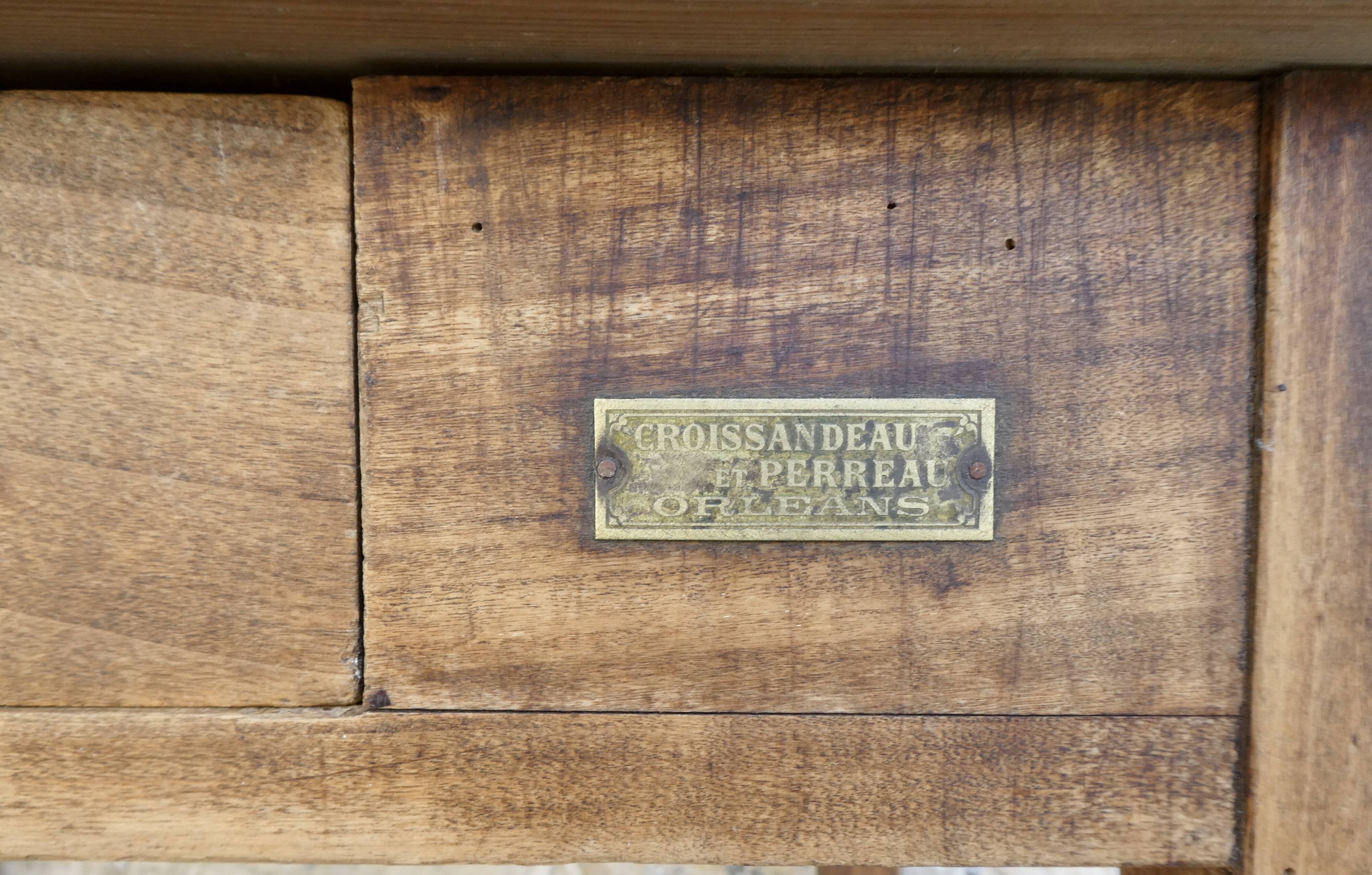 Solid wood desk, Croissandeau and Perreau in Orléans