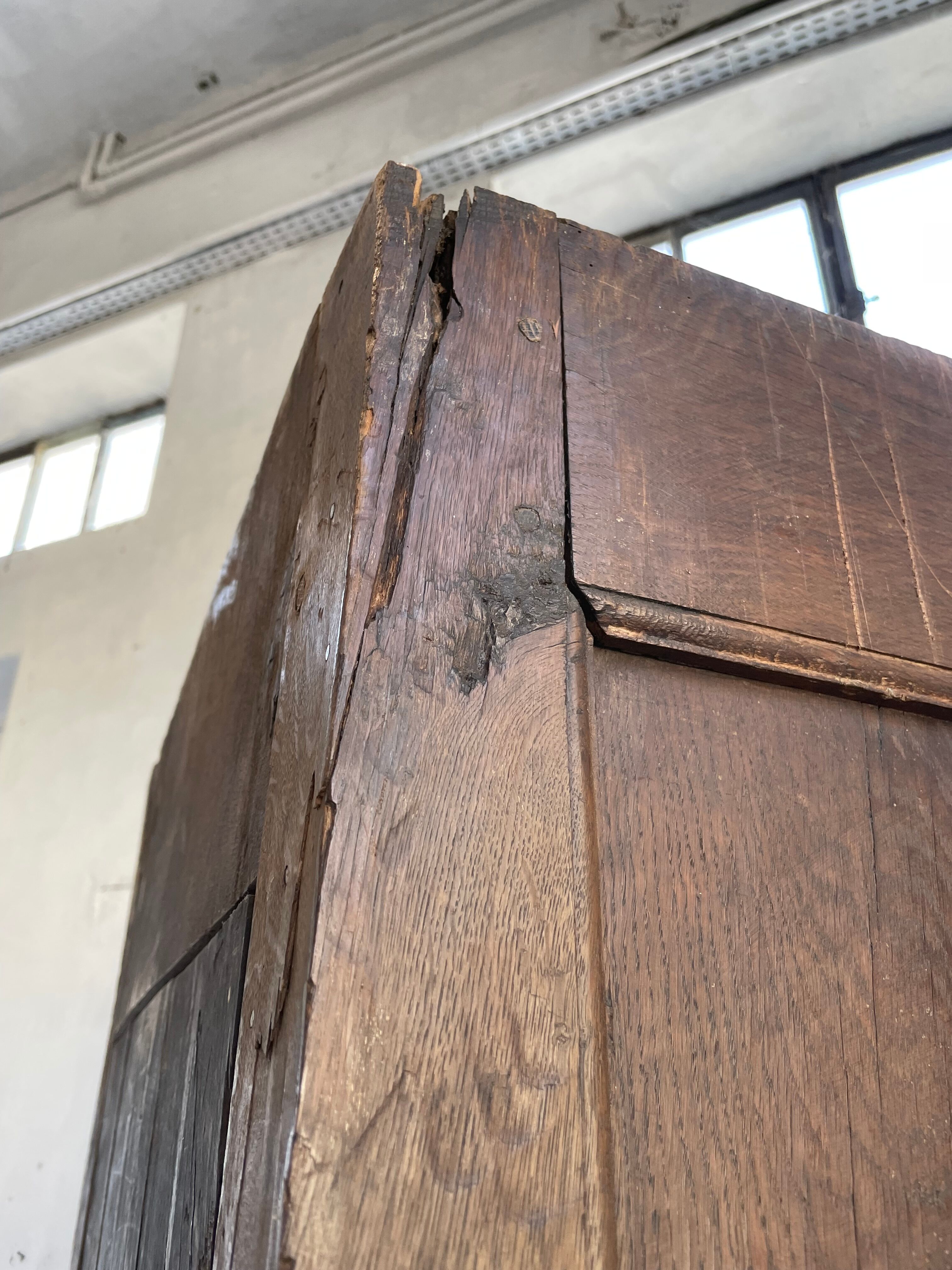 Savoyard solid oak cabinet XVIIIth