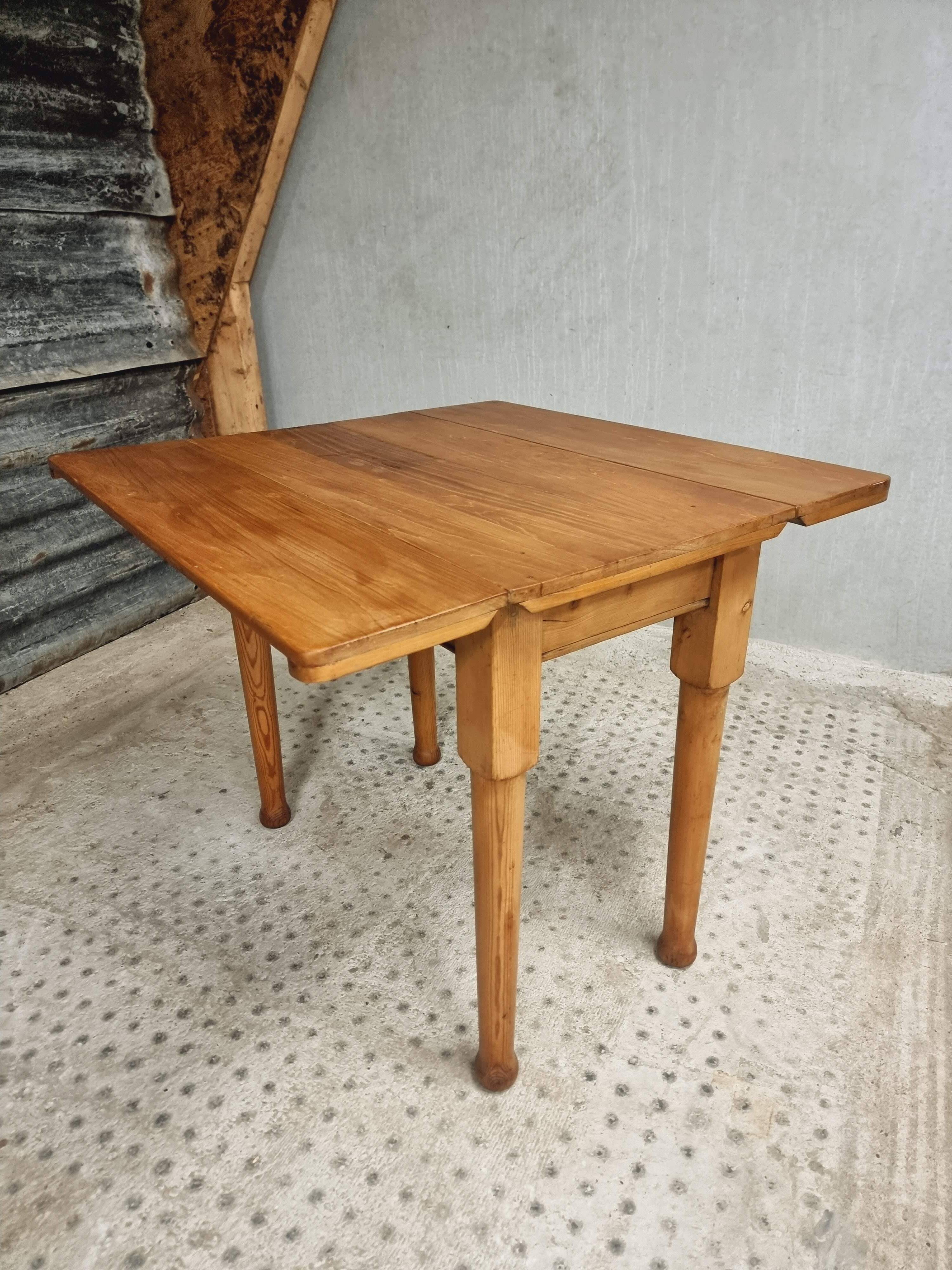 Vintage table folding table dining table side table 90x90cm