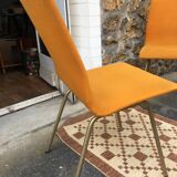 Six chaises orange