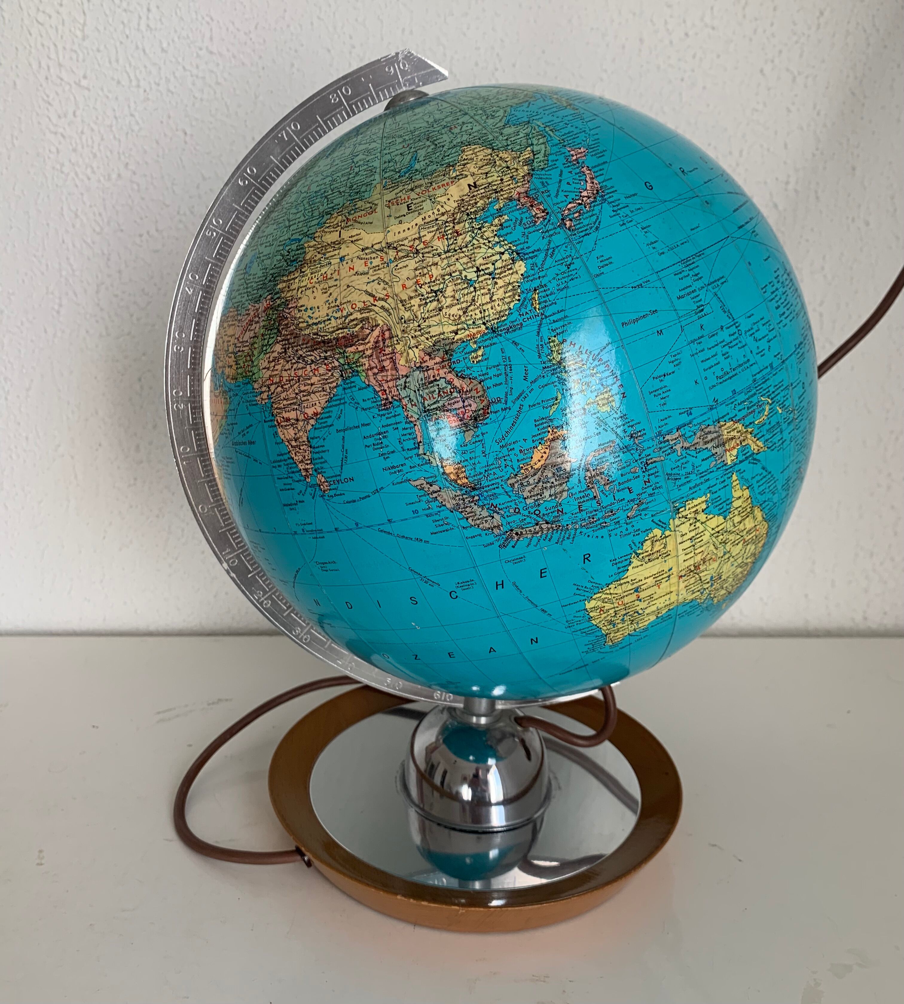 Vintage terrestrial globe 1960 Glass JRO Verlag - 36 cm