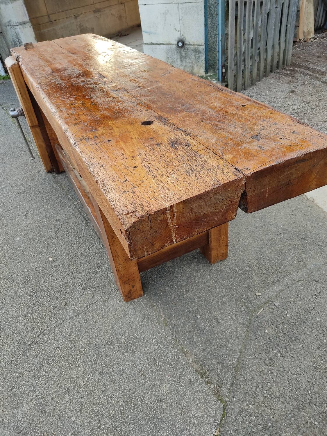 Carpenter's workbench