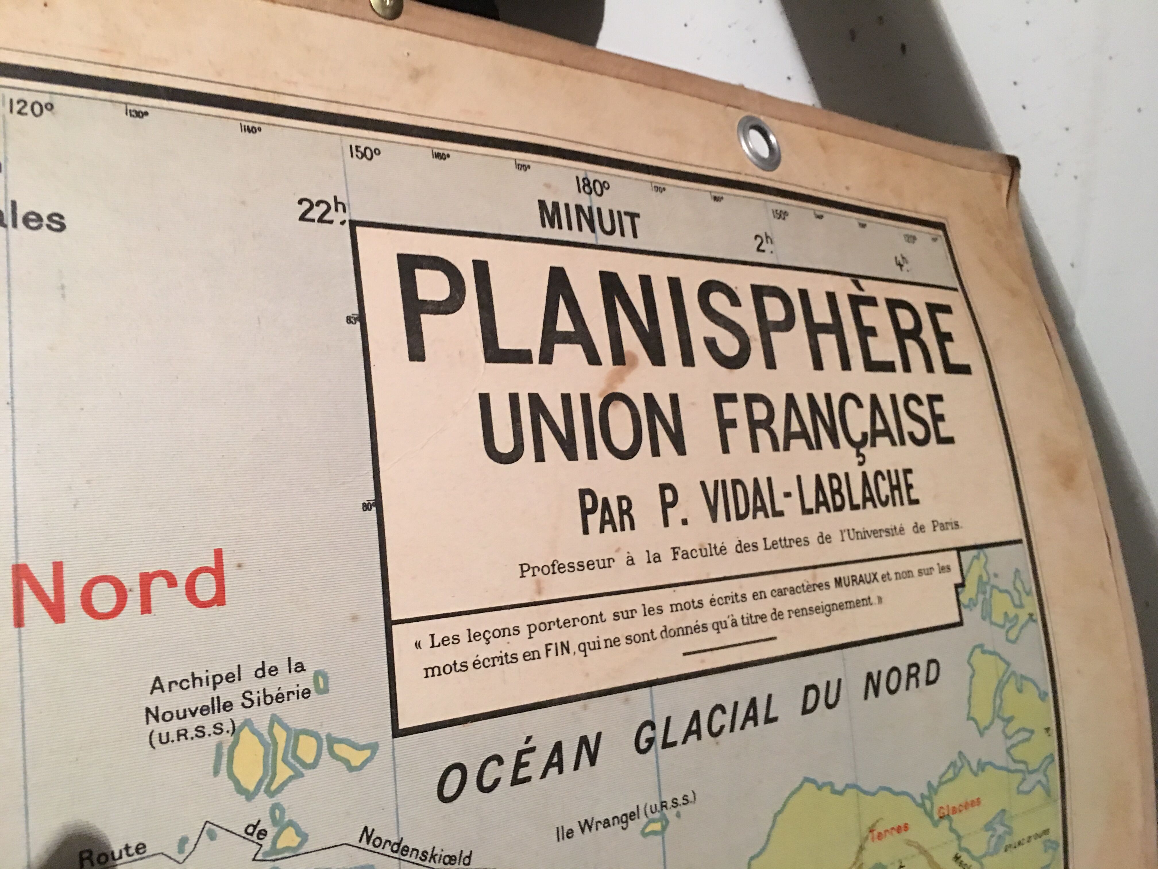 Armand colin school map