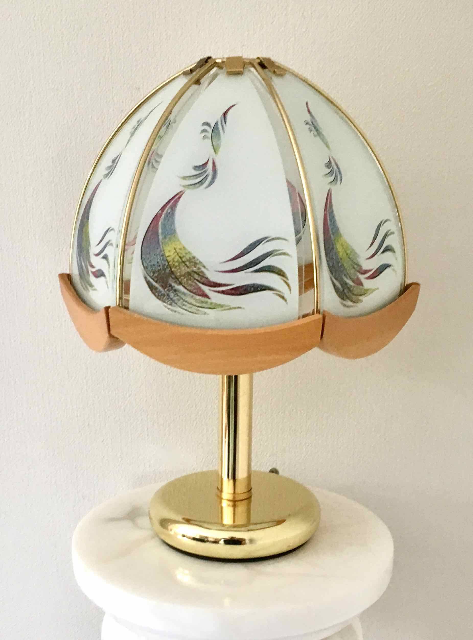Lampe en verre, bois et métal doré
