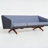 Canapé trois places Illum Wikkelso modèle ML-90 Laursen Danemark 1960