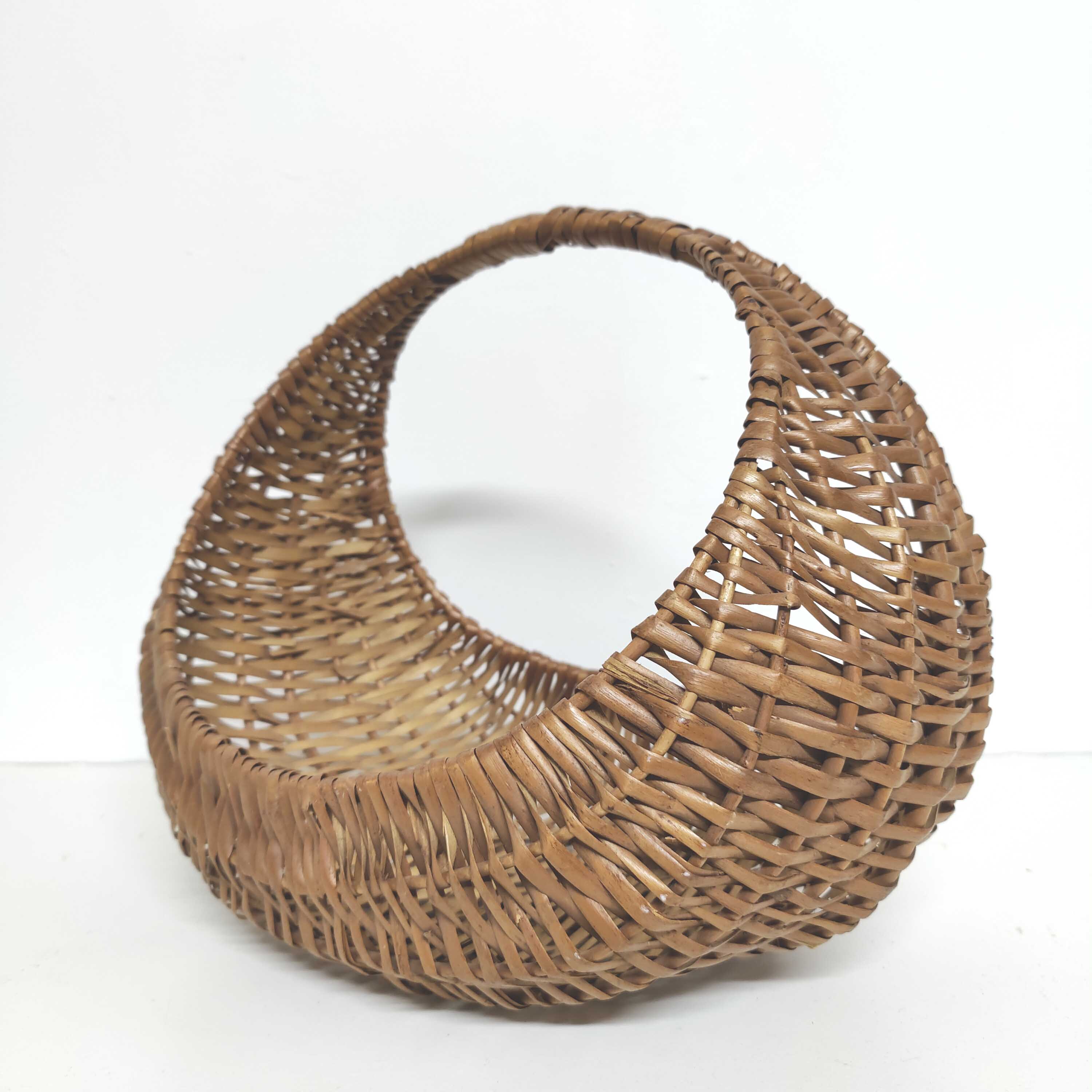 Panier gondole riviera osier 1960