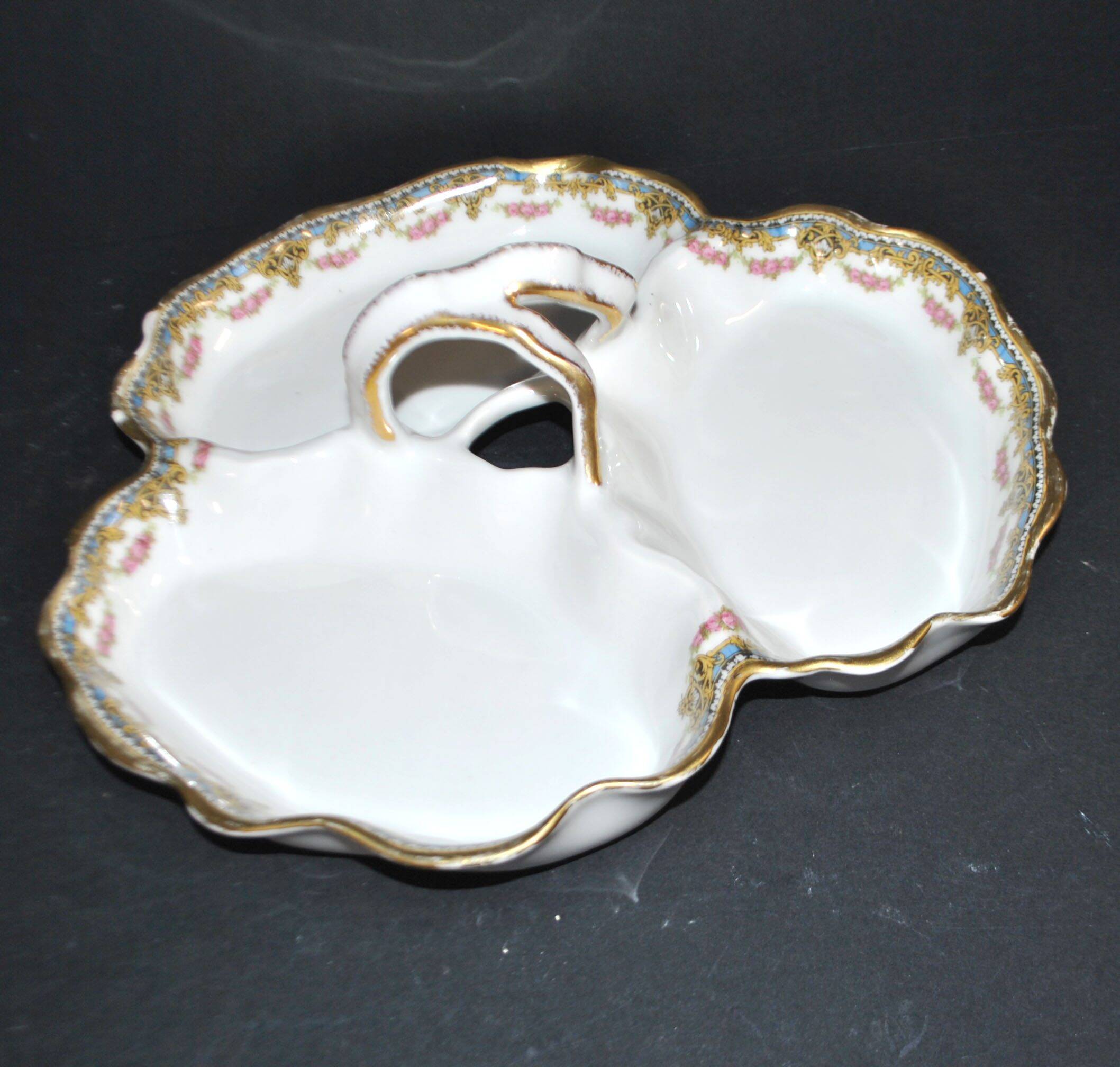 Limoges coupe mendiant polylobé en porcelaine U&C