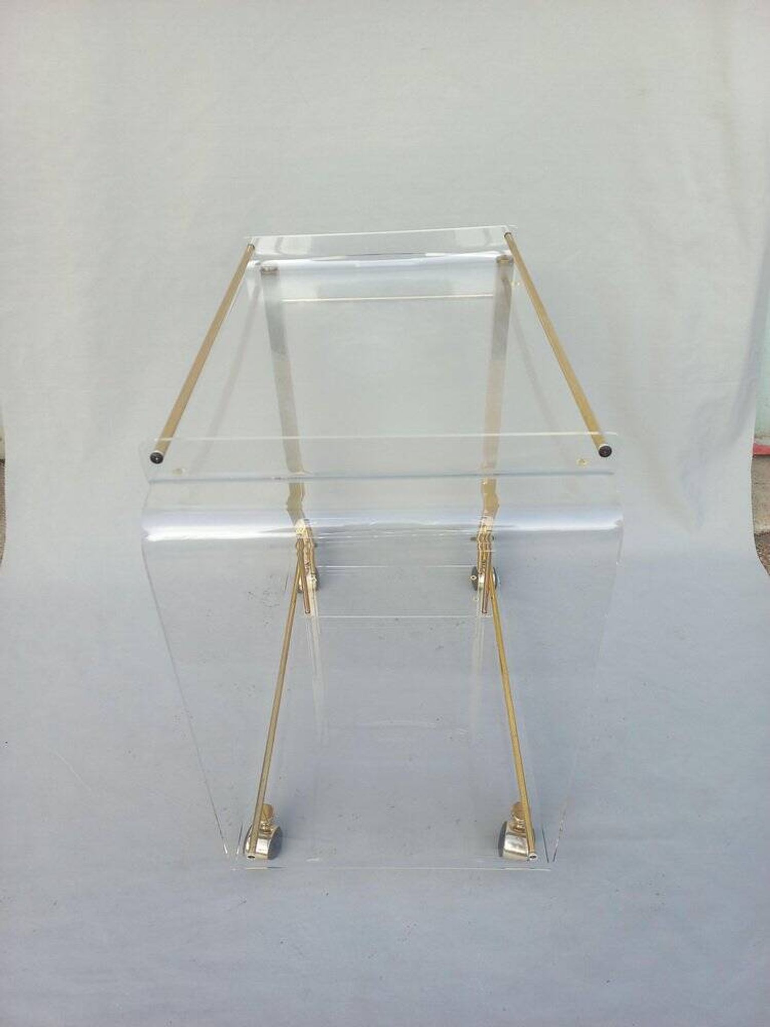 Table bar bout de canapé Design
