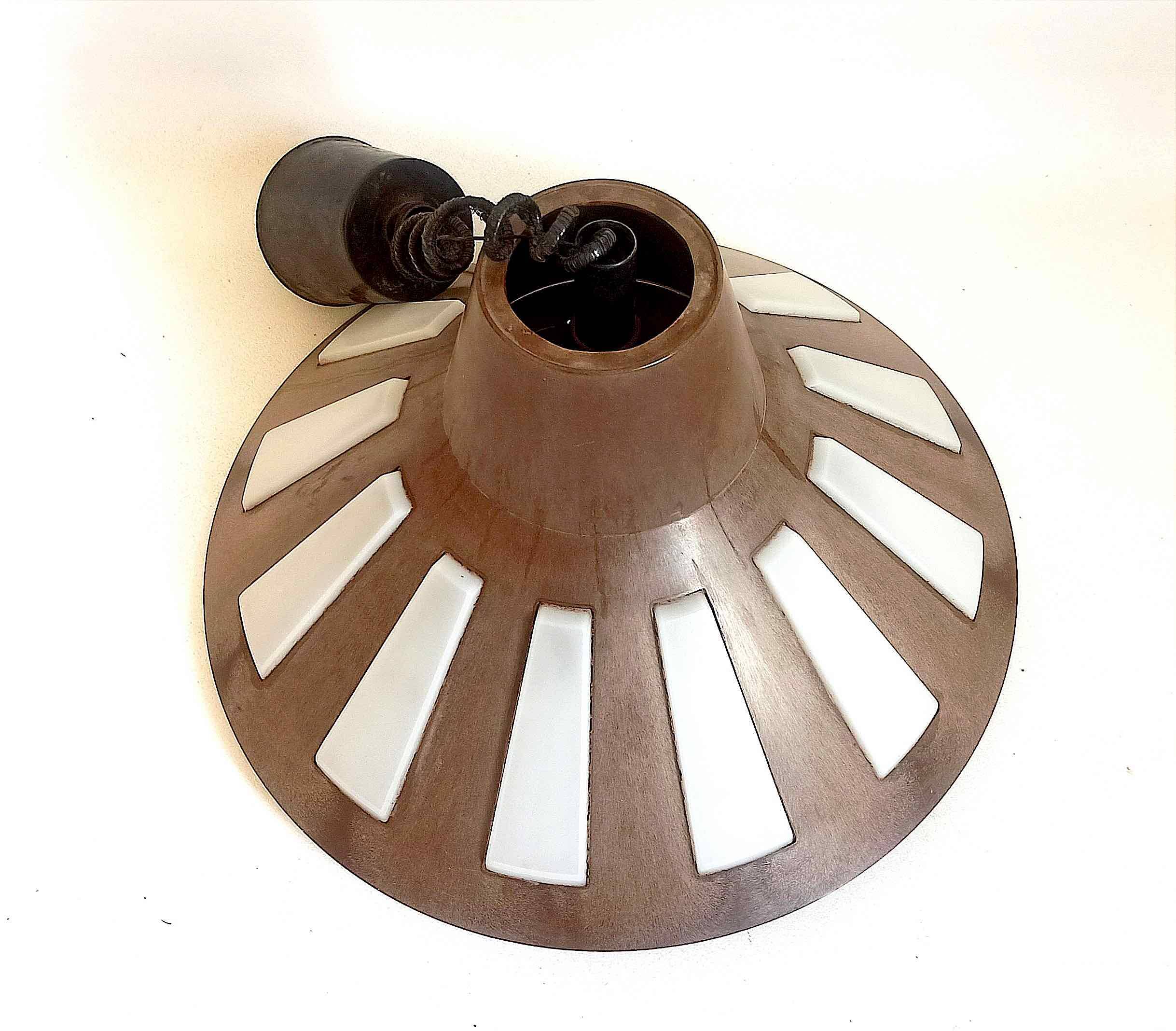 Bakelite pendant light up and down 70s Diameter 40 cm