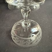 6 coupes à champagne Baccarat gravure Grecque inclinée
