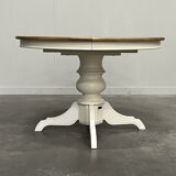 White extendable round dining table, 6/8 place settings