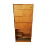 Buffet with sliding doors