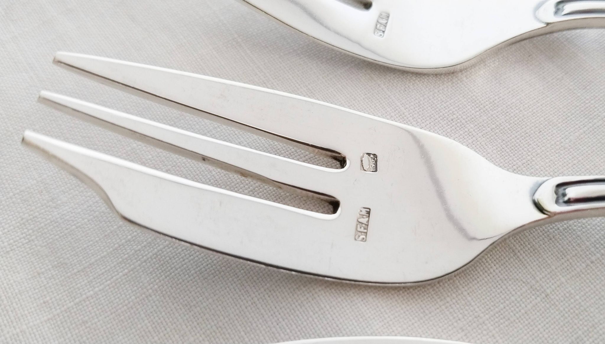 Fourchettes à huîtres ou à dessert , argent sfam