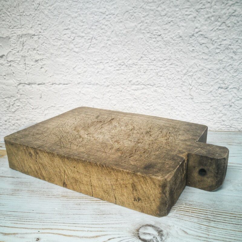 Wooden cutting board